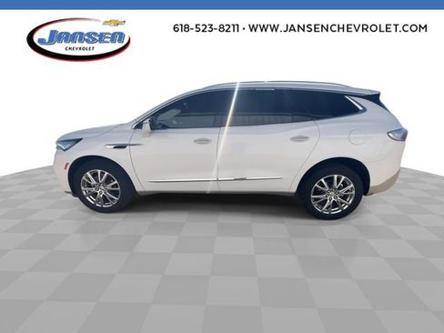 Used 2023 Buick Enclave Essence w/ Experience Buick Package FWD image 5