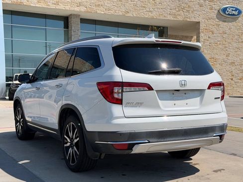 Used 2021 Honda Pilot Touring image 9