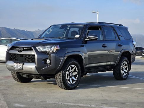 Used 2023 Toyota 4Runner TRD Off-Road Premium image 5
