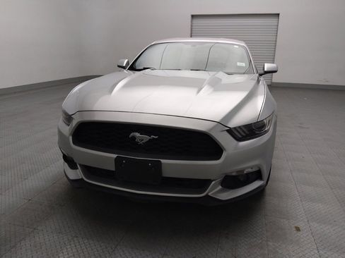 Used 2017 Ford Mustang Coupe image 15