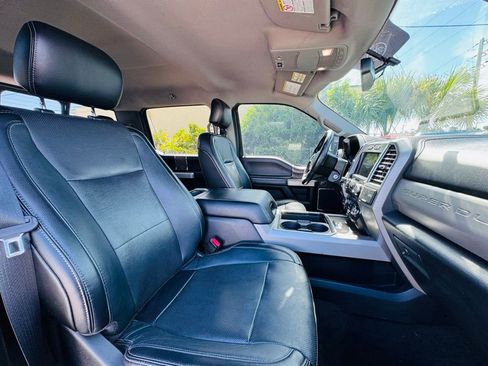 Used 2017 Ford F250 Lariat w/ Lariat Value Package AWD/4WD image 15