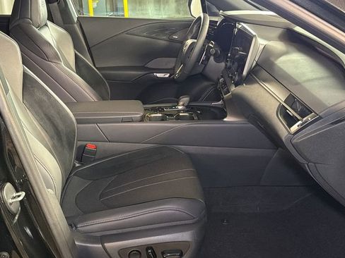Certified 2023 Lexus RX 500h F Sport w/ Accessory Package (2T) AWD/4WD image 9
