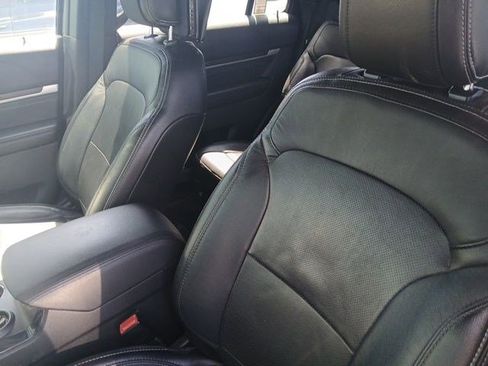 Used 2018 Ford Explorer Limited FWD image 14
