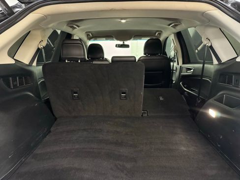 Used 2018 Ford Edge SEL w/ Equipment Group 201A image 33