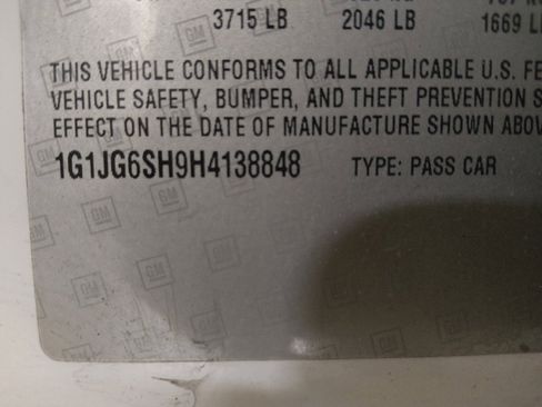 Used 2017 Chevrolet Sonic LT image 33