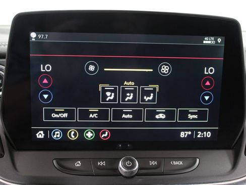 Used 2024 Chevrolet Blazer LT image 46