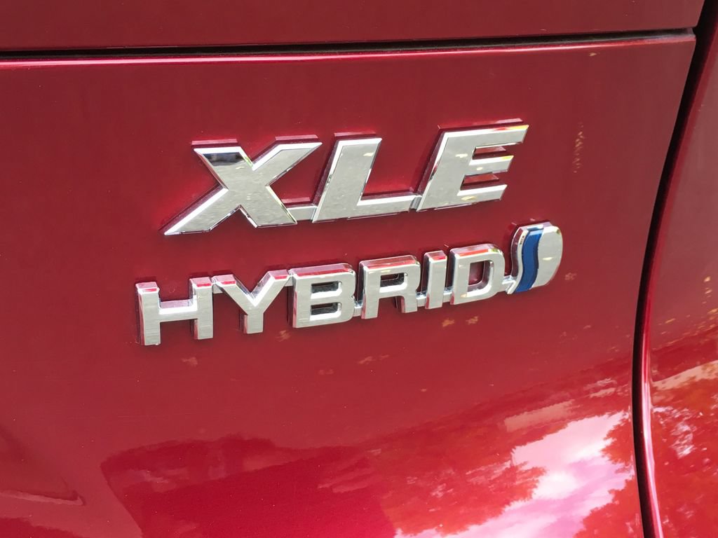 Used 2021 Toyota Venza XLE w/ Carpet Mat Package (TMS) AWD/4WD image 6