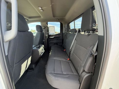 Used 2025 GMC Sierra 1500 Elevation w/ Preferred Package image 21