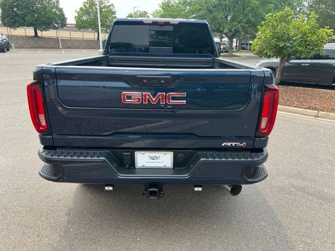 Used 2021 GMC Sierra 2500 AT4 w/ AT4 Premium Plus Package AWD/4WD image 5