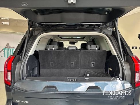 Certified 2025 Ford Expedition Active RWD image 12