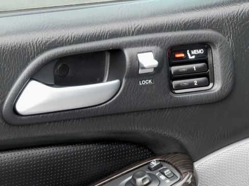 Used 2006 Acura MDX Touring image 28