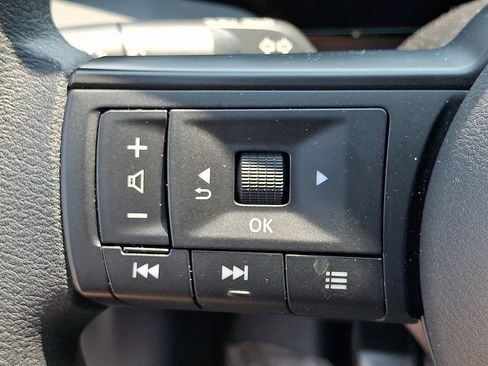 Certified 2025 Nissan Kicks S AWD/4WD image 21