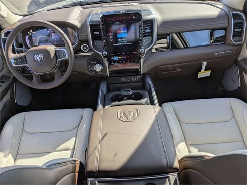 New 2026 Chrysler Pacifica Select image 37