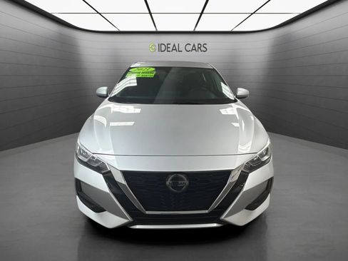 Used 2021 Nissan Sentra SV FWD image 2