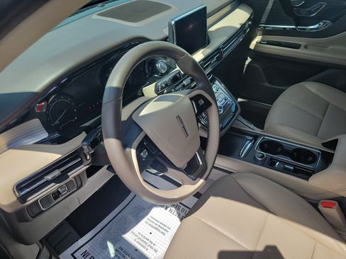 Used 2020 Lincoln Corsair FWD image 18