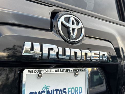 Used 2024 Toyota 4Runner SR5 AWD/4WD image 12