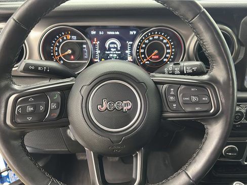 Used 2022 Jeep Wrangler Unlimited Sport AWD/4WD image 16