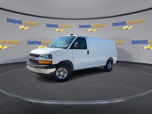 New 2025 Chevrolet Express 2500 w/ Driver Convenience Package RWD image 4