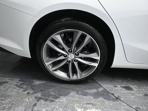 Used 2024 Chevrolet Malibu LT image 13