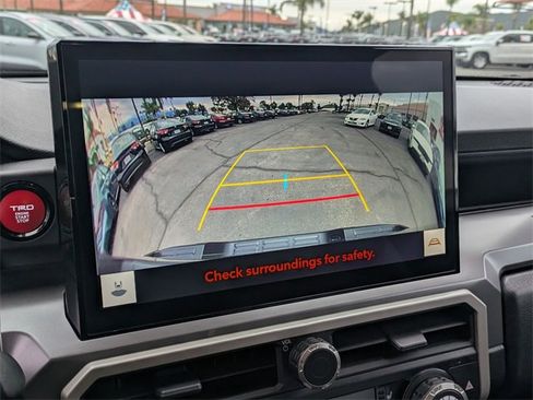 Used 2024 Toyota Tacoma TRD Off-Road image 13