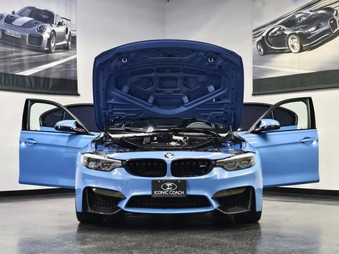Used 2018 BMW M3 w/ Executive Package RWD image 5