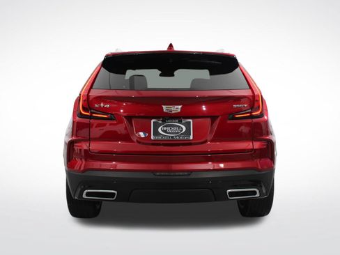 Used 2024 Cadillac XT4 Premium Luxury FWD image 4