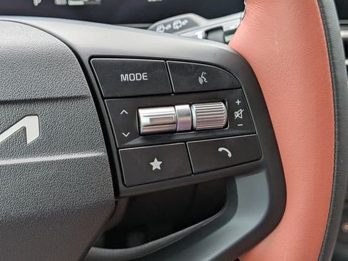 New 2026 Kia Sportage SX FWD image 30