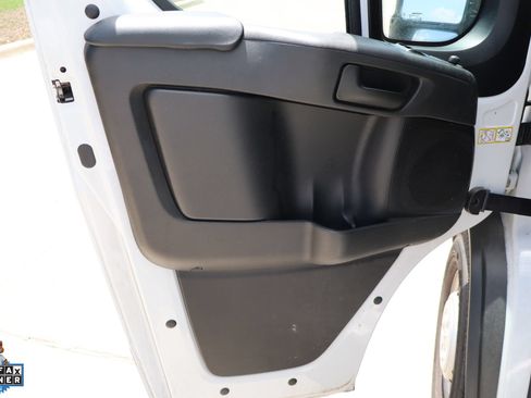 Used 2025 RAM ProMaster 2500 w/ Convenience Group FWD image 12