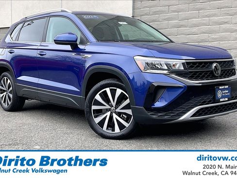 Certified 2022 Volkswagen Taos SE w/ Driver Assistance Package image 1
