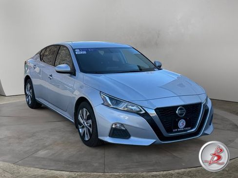 Used 2020 Nissan Altima 2.5 S image 1