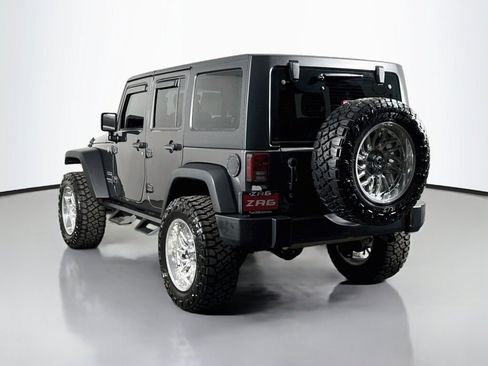 Used 2017 Jeep Wrangler Unlimited Sport w/ Connectivity Group AWD/4WD image 3
