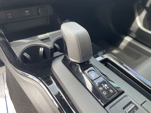 Used 2024 Toyota Prius XLE FWD image 23