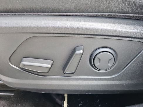 Certified 2022 Hyundai Santa Cruz Limited image 12