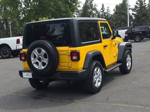 Used 2020 Jeep Wrangler Sport AWD/4WD image 8