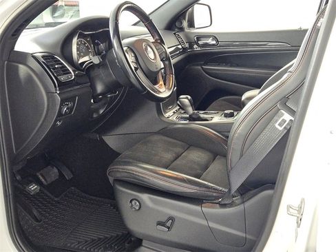 Used 2021 Jeep Grand Cherokee Trailhawk image 8