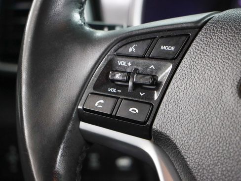 Used 2020 Hyundai Tucson Limited image 13