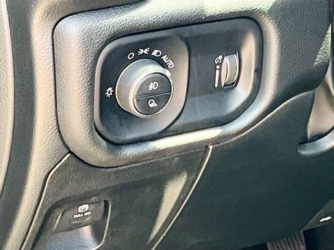 Used 2024 RAM 1500 Big Horn AWD/4WD image 10
