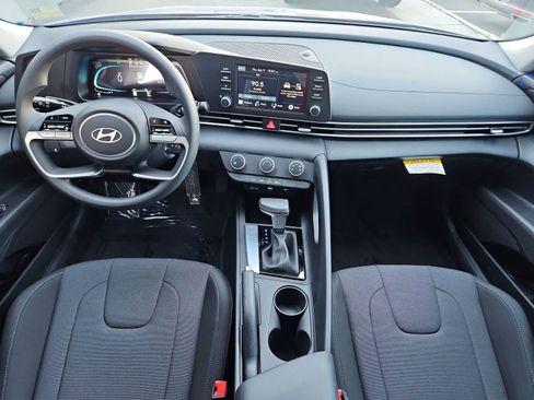 New 2026 Hyundai Elantra SE w/ Cargo Package FWD image 14