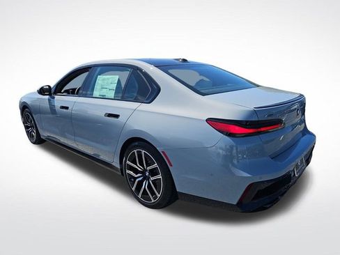 New 2025 BMW 760i xDrive AWD/4WD image 6