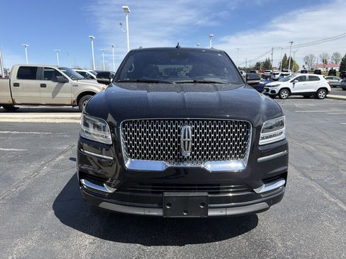Used 2019 Lincoln Navigator Reserve AWD/4WD image 4
