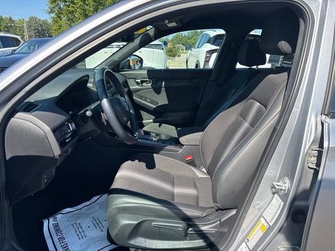 Used 2024 Honda Civic Sport image 17