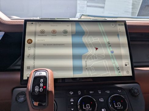 New 2026 Land Rover Defender 110 OCTA AWD/4WD image 24