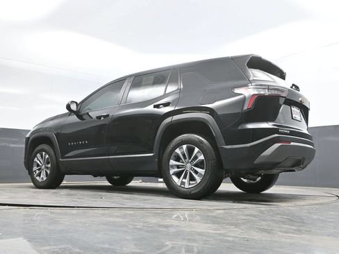 Used 2025 Chevrolet Equinox LT FWD image 33