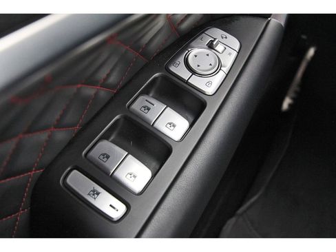 Used 2019 Genesis G70 3.3T Advanced w/ Sport Package RWD image 24