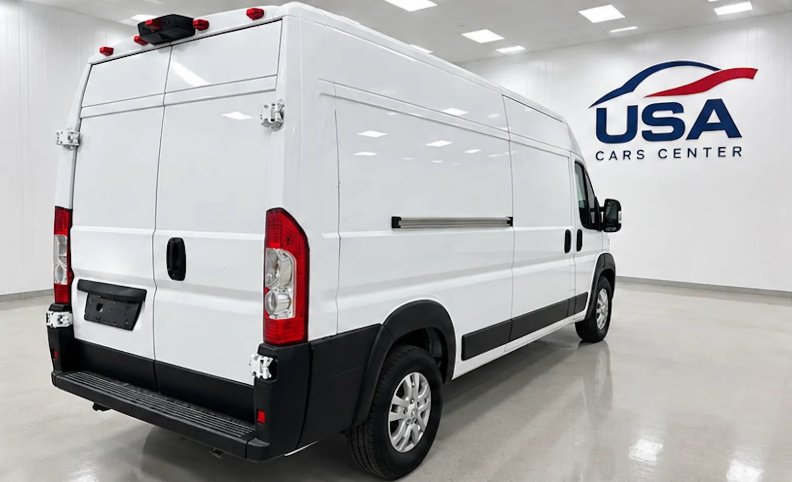 Used 2025 RAM ProMaster 3500 w/ Quick Order Package 22H SLT+ FWD image 2