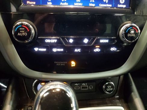 Used 2020 Nissan Murano Platinum image 19