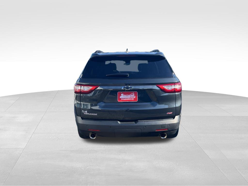 Used 2021 Chevrolet Traverse RS FWD image 46