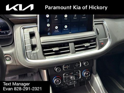 Used 2022 Chevrolet Tahoe Z71 w/ Luxury Package AWD/4WD image 27