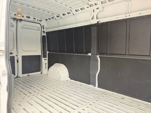 Used 2023 RAM ProMaster 2500 FWD image 30
