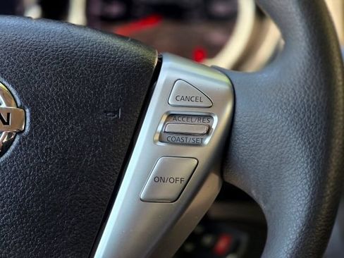 Used 2015 Nissan Versa SV FWD image 17
